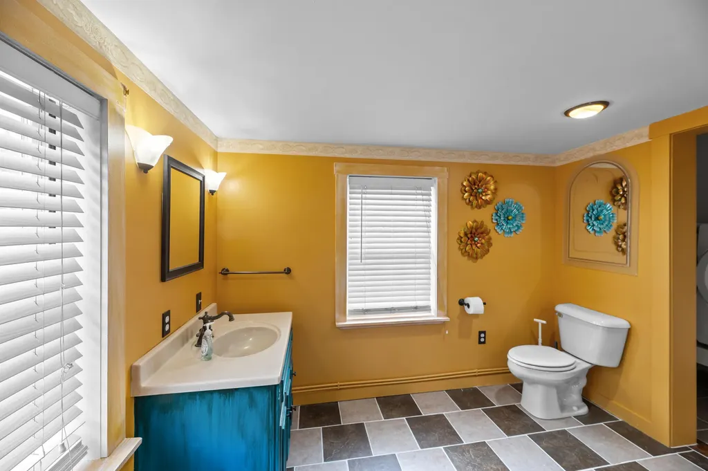 163 Silvers Mills Road Dexter ME 04930
