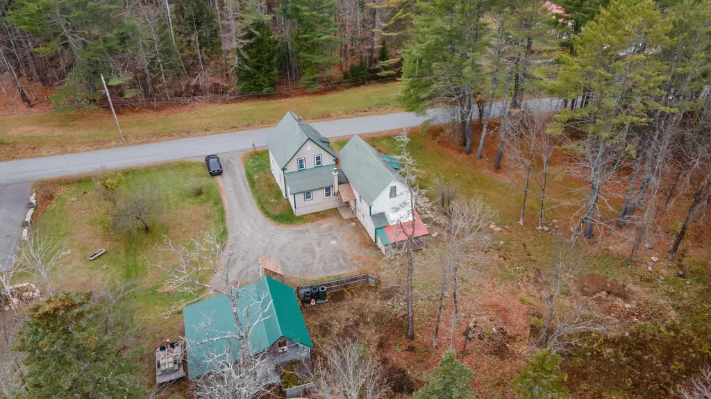 163 Silvers Mills Road Dexter ME 04930
