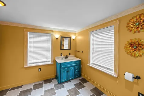 163 Silvers Mills Road Dexter ME 04930