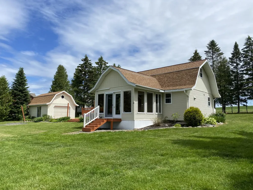 46 Pelletier Island Road Saint Agatha ME 04472
