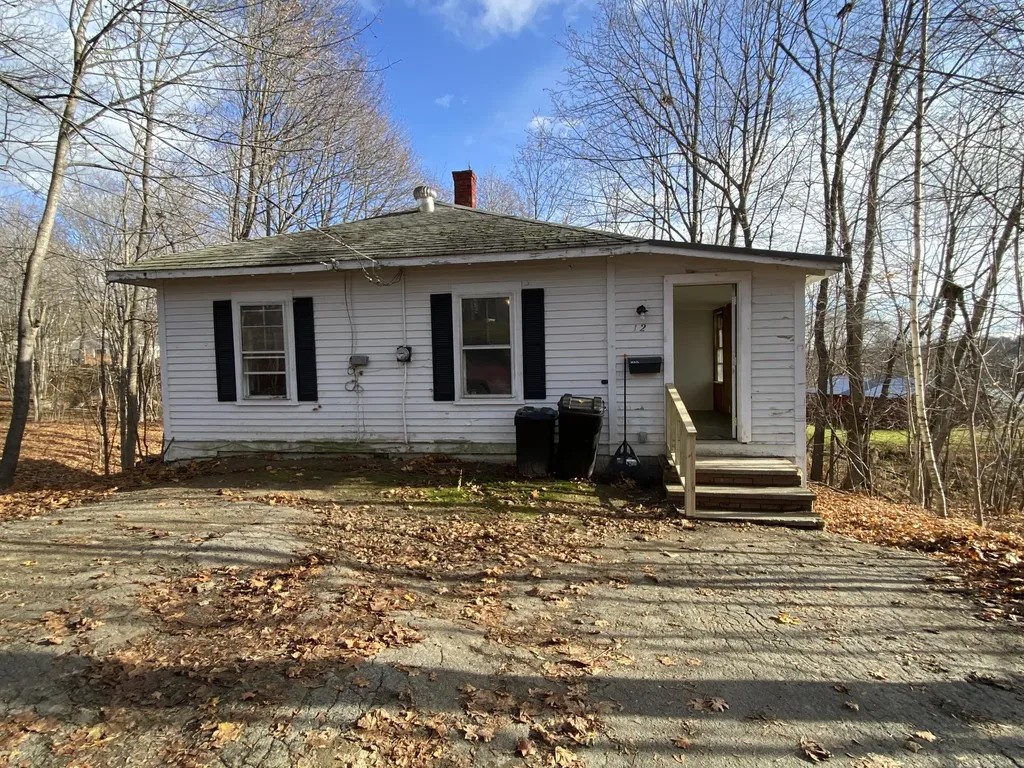 12 Crescent Street Milo ME 04463