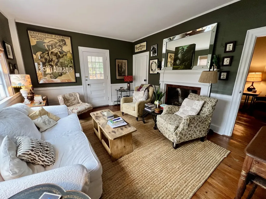 48 Lincoln Street Paris ME 04281