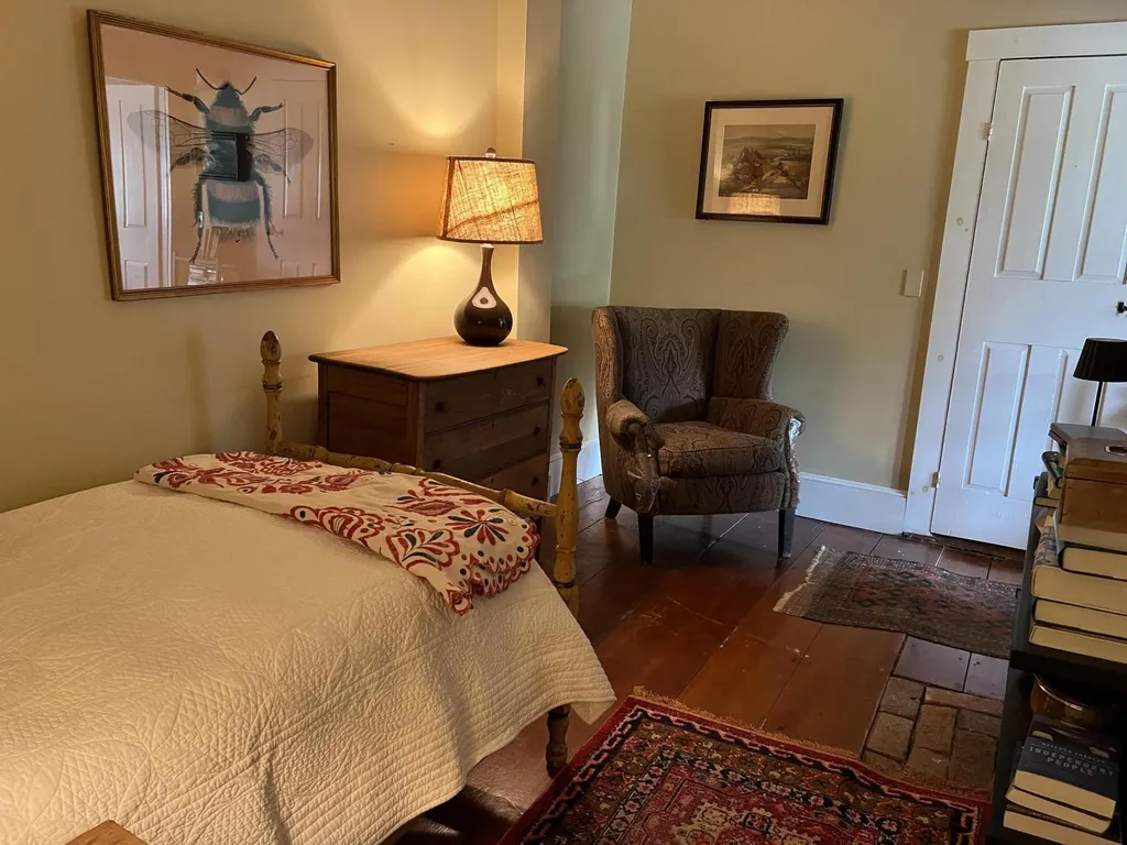 48 Lincoln Street Paris ME 04281