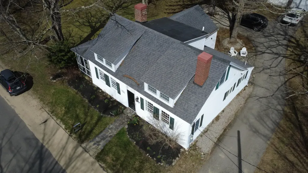 48 Lincoln Street Paris ME 04281