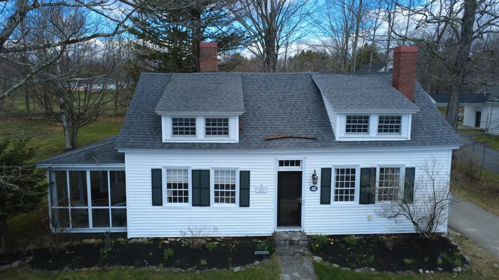 48 Lincoln Street Paris ME 04281