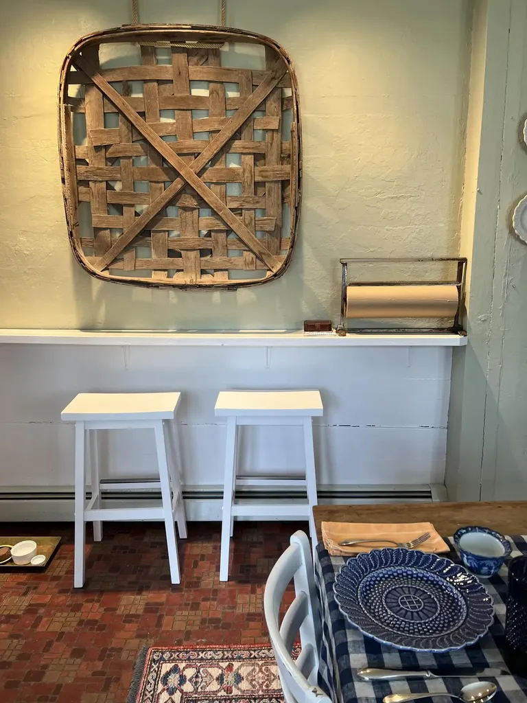 48 Lincoln Street Paris ME 04281