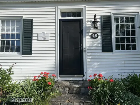 48 Lincoln Street Paris ME 04281
