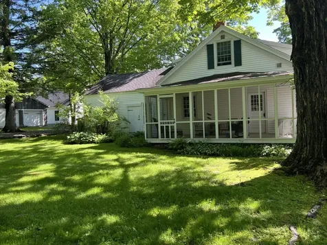 48 Lincoln Street Paris ME 04281