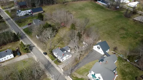 48 Lincoln Street Paris ME 04281