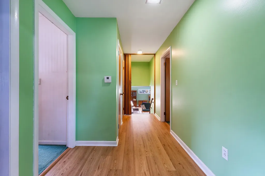 53 Hampton Avenue Auburn ME 04210