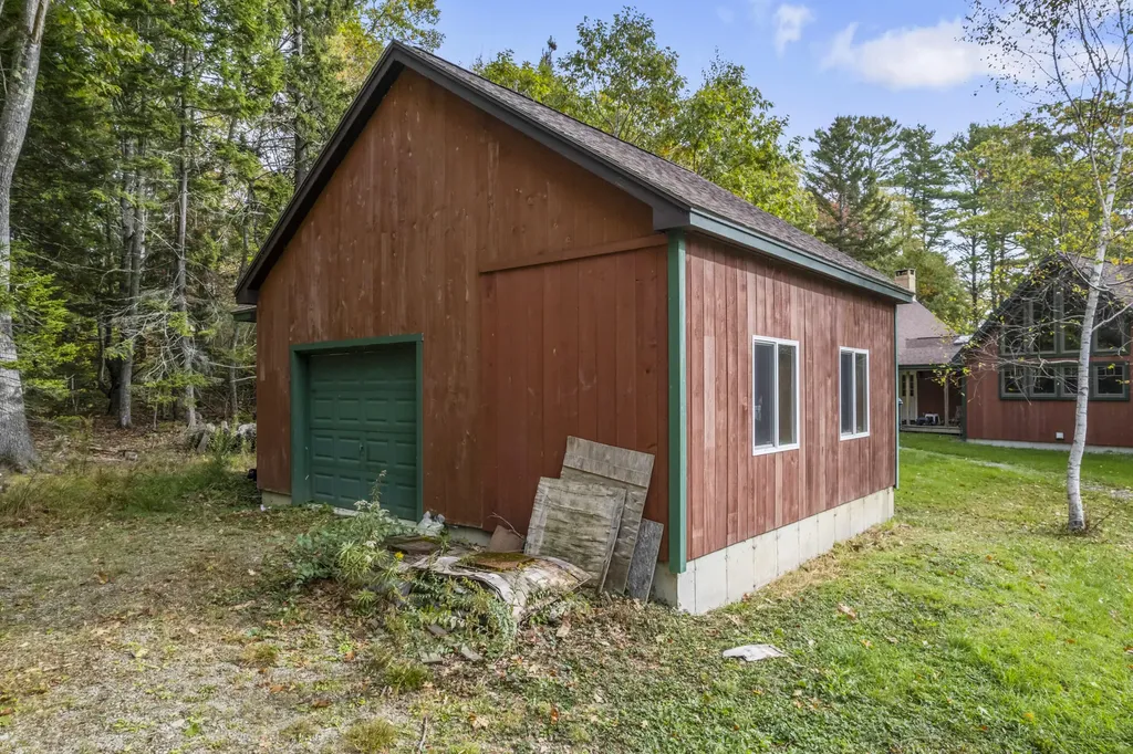 101 Butter Point Waldoboro ME 04572