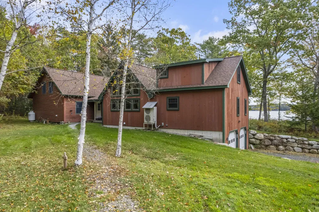 101 Butter Point Waldoboro ME 04572