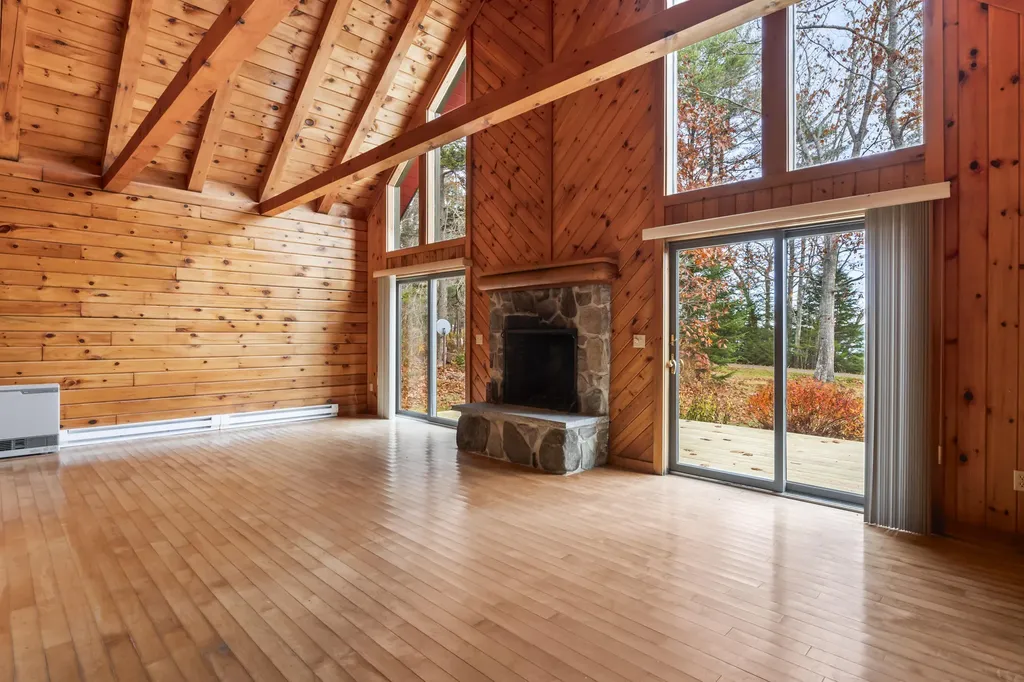 101 Butter Point Waldoboro ME 04572