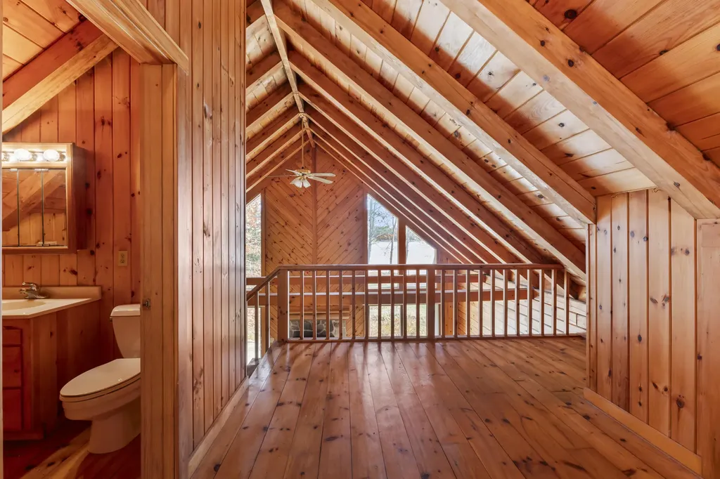 101 Butter Point Waldoboro ME 04572