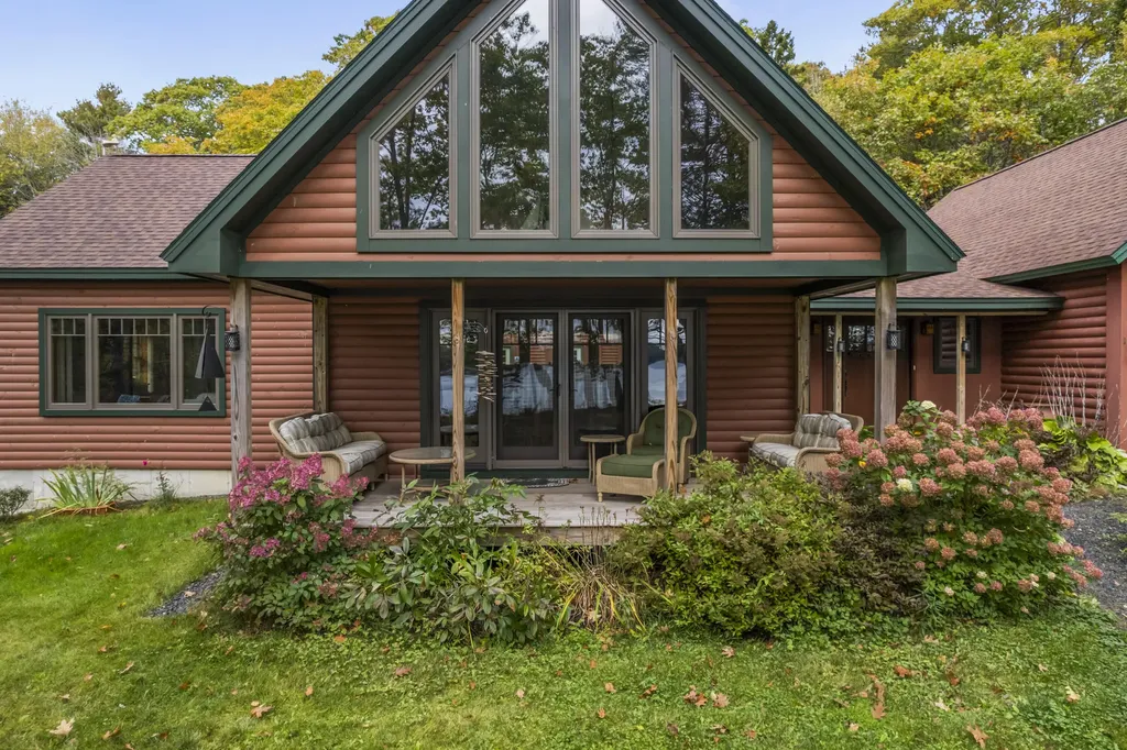 101 Butter Point Waldoboro ME 04572