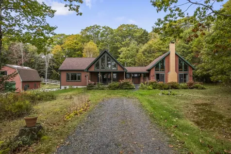 101 Butter Point Waldoboro ME 04572
