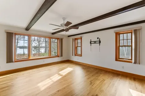 101 Butter Point Waldoboro ME 04572