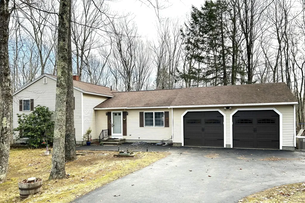 20 Rocky Hill Drive Brunswick ME 04011