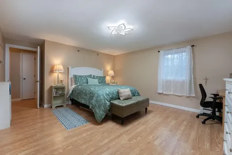 20 Rocky Hill Drive Brunswick ME 04011