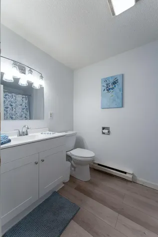 20 Rocky Hill Drive Brunswick ME 04011