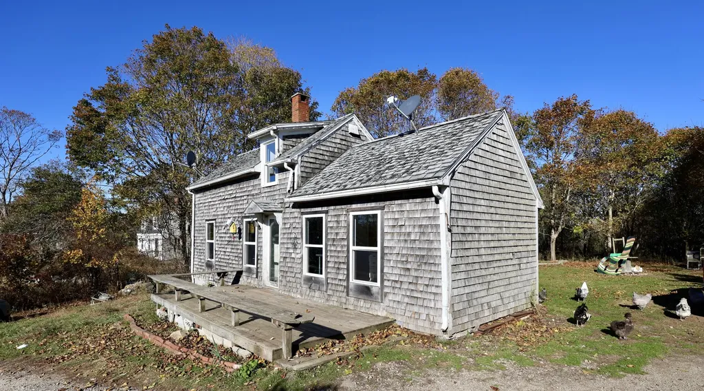 10 Clayter Hill Road Vinalhaven ME 04863