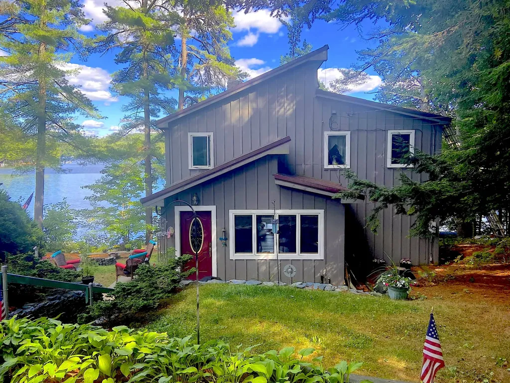 41 Haskell Avenue Raymond ME 04071