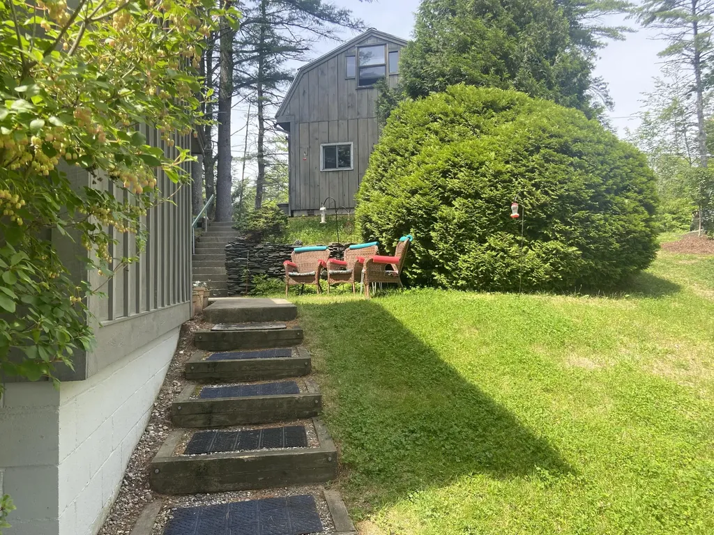 41 Haskell Avenue Raymond ME 04071