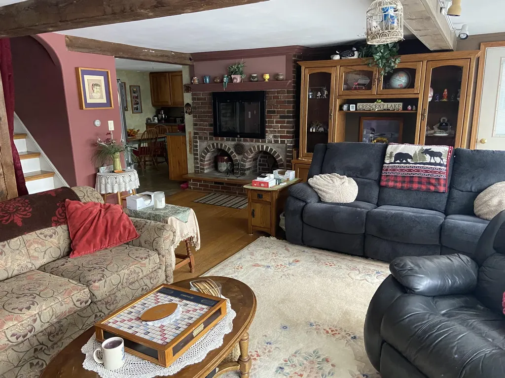 41 Haskell Avenue Raymond ME 04071