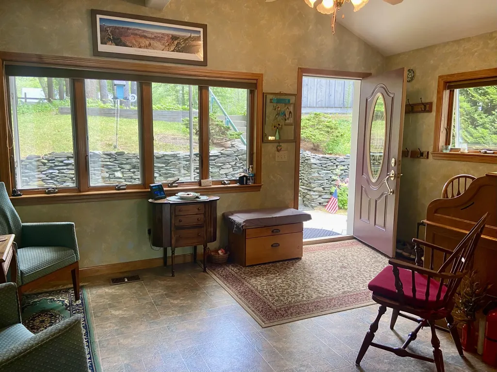 41 Haskell Avenue Raymond ME 04071