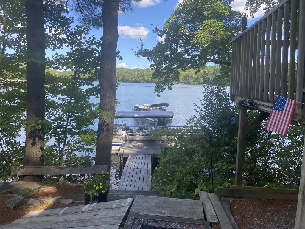 41 Haskell Avenue Raymond ME 04071