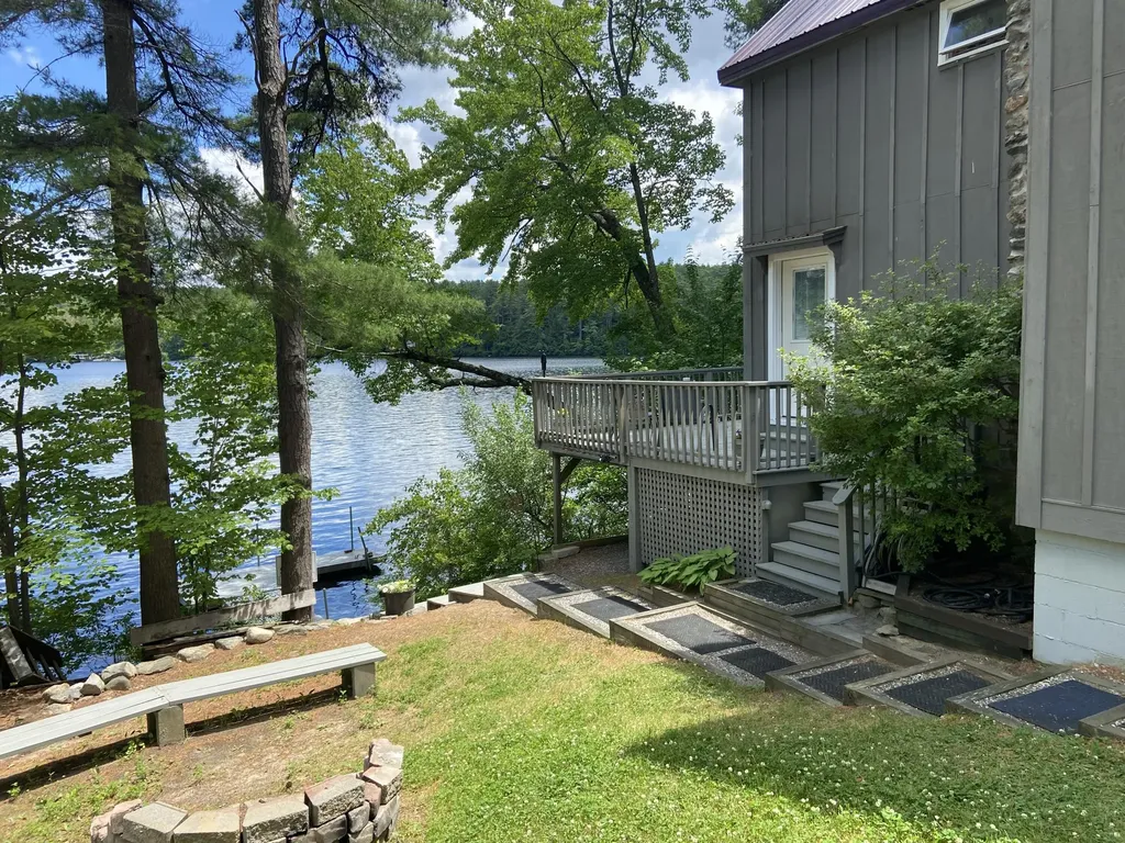 41 Haskell Avenue Raymond ME 04071