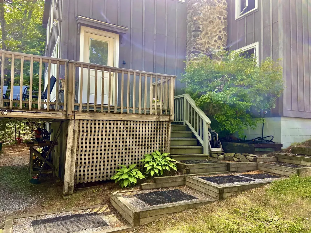 41 Haskell Avenue Raymond ME 04071