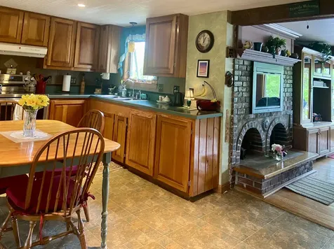 41 Haskell Avenue Raymond ME 04071