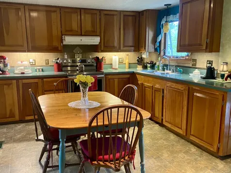 41 Haskell Avenue Raymond ME 04071