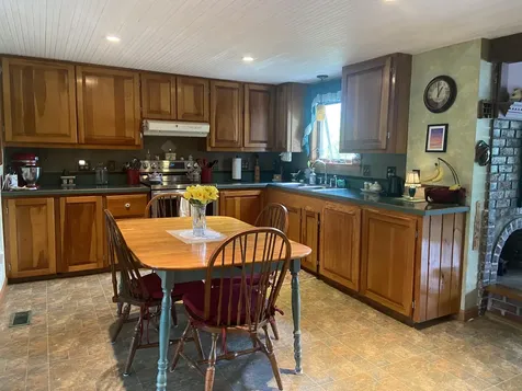 41 Haskell Avenue Raymond ME 04071