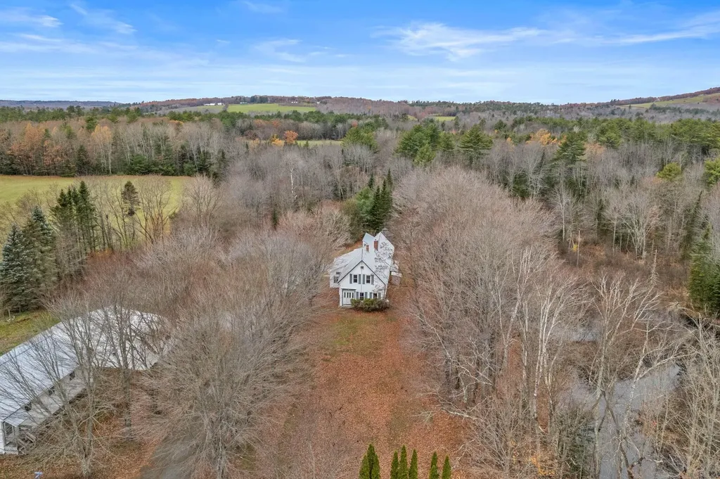 7 Bowzer Lane Skowhegan ME 04976