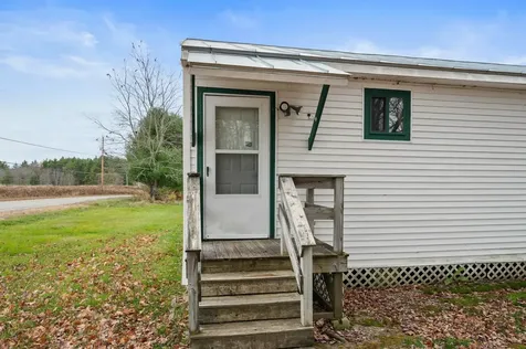 7 Bowzer Lane Skowhegan ME 04976