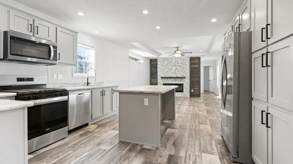 7 Nelligan Drive Holden ME 04429