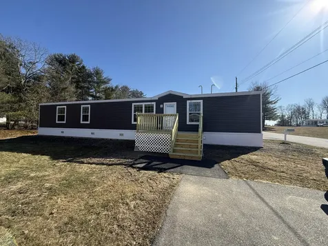 7 Nelligan Drive Holden ME 04429