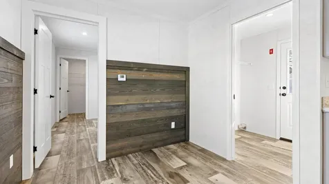 7 Nelligan Drive Holden ME 04429