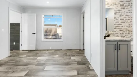 7 Nelligan Drive Holden ME 04429