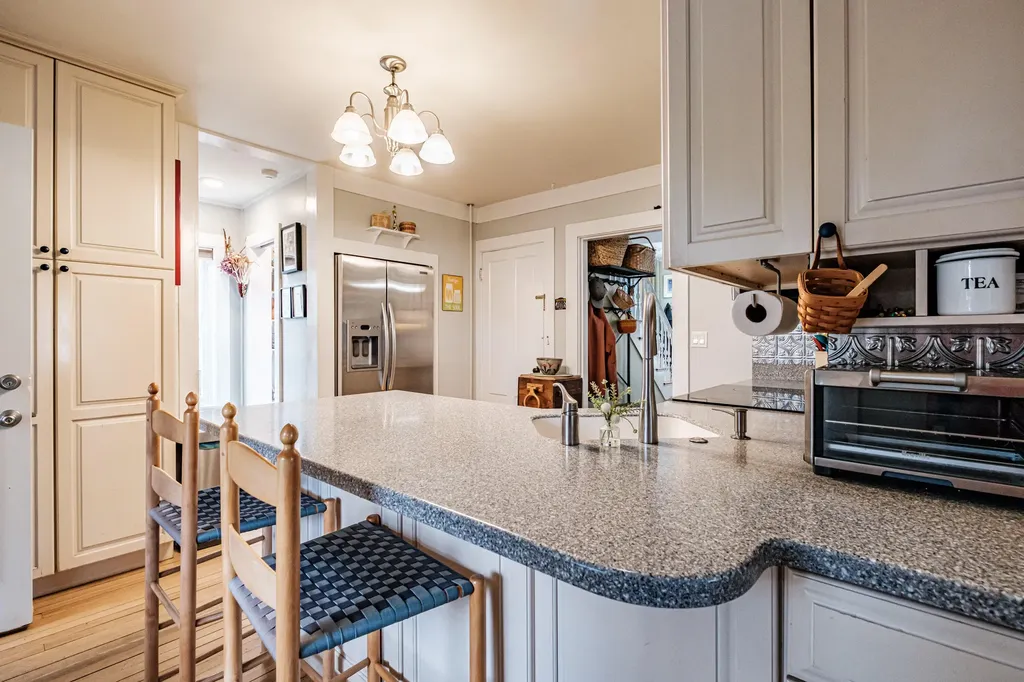 224 North Street Bath ME 04530