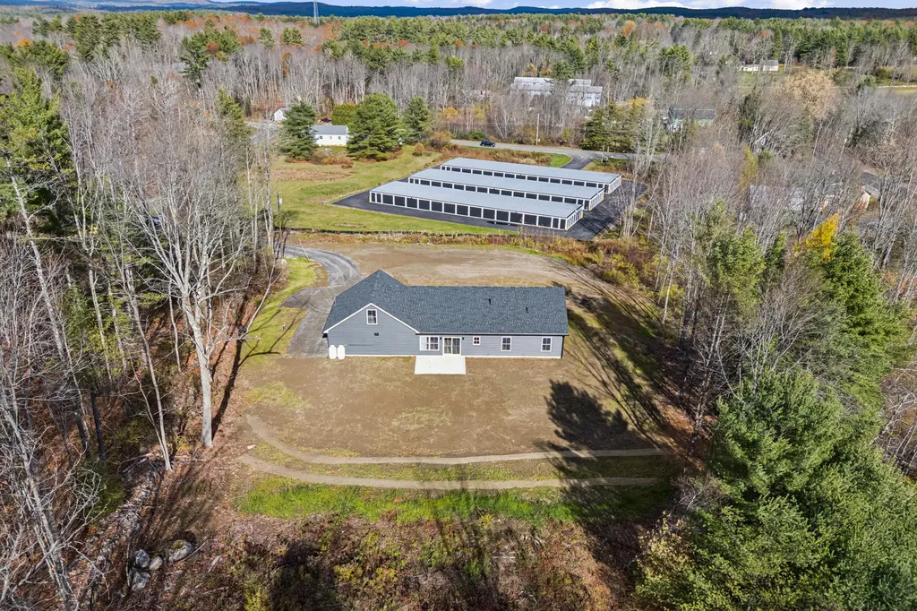 20 Blackberry Hill Road West Gardiner ME 04345