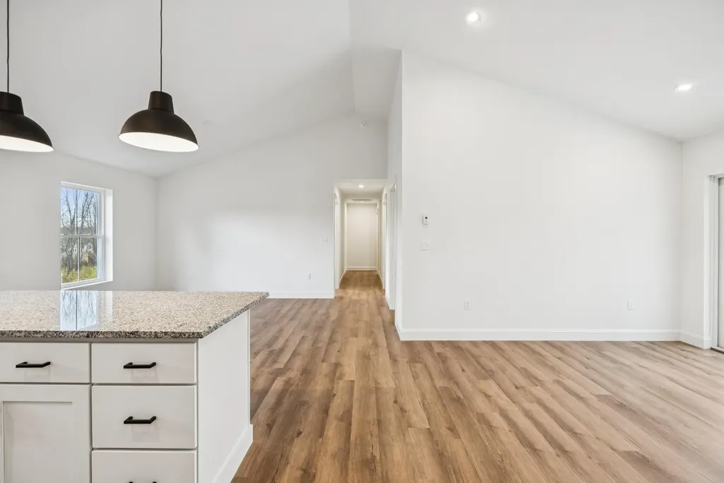 20 Blackberry Hill Road West Gardiner ME 04345