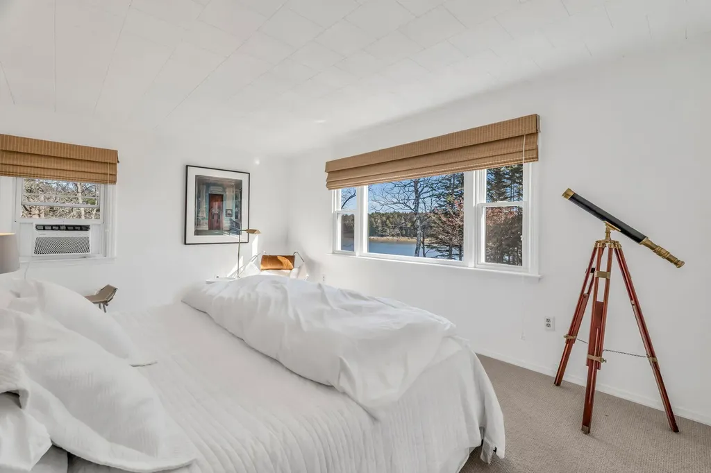 576 Pleasant Point Road Cushing ME 04563