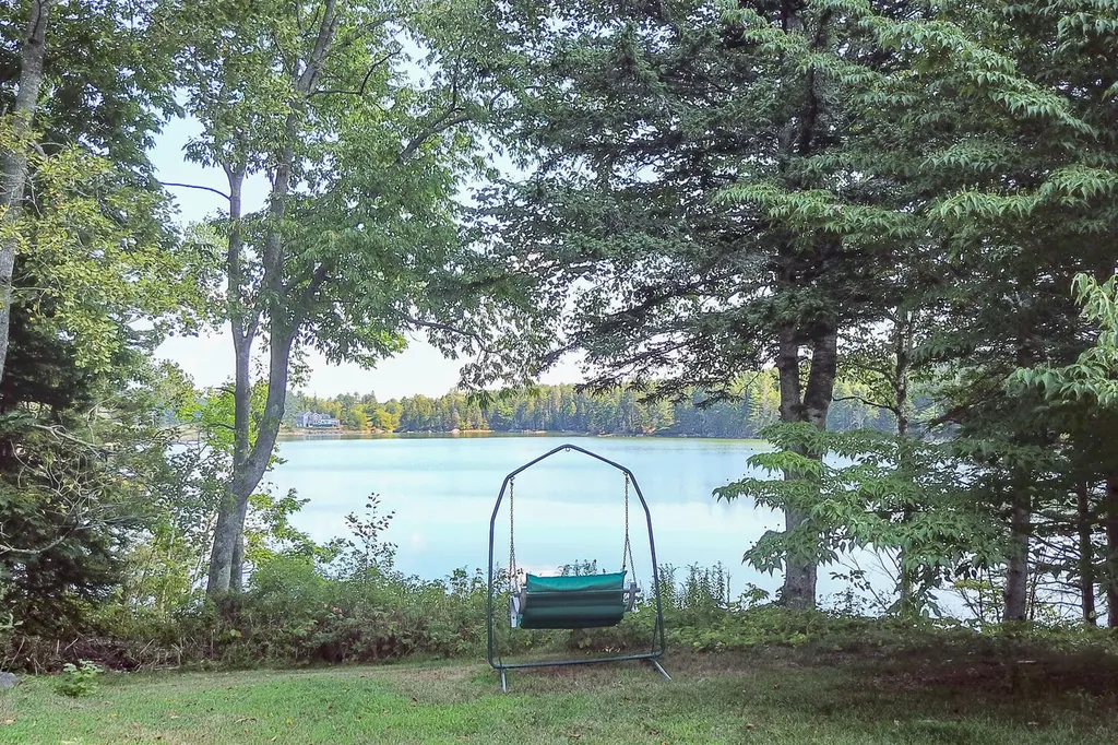 576 Pleasant Point Road Cushing ME 04563