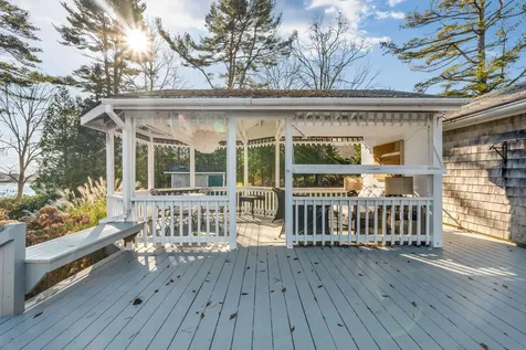 576 Pleasant Point Road Cushing ME 04563