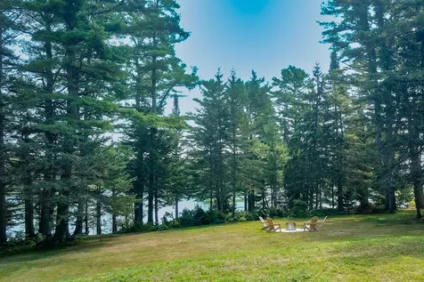 576 Pleasant Point Road Cushing ME 04563