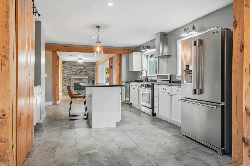 424 Winthrop Street Hallowell ME 04347