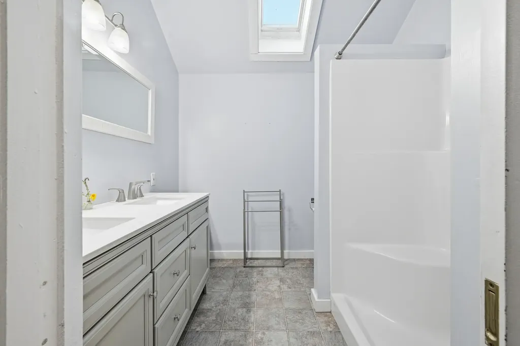 424 Winthrop Street Hallowell ME 04347